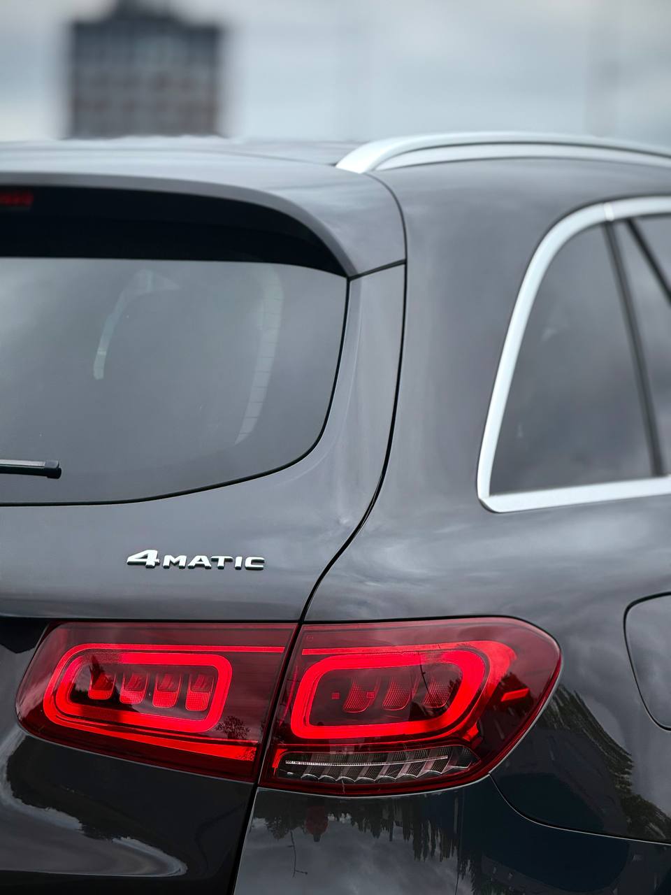 Mercedes-Benz 220D 4Matic AMG Pack