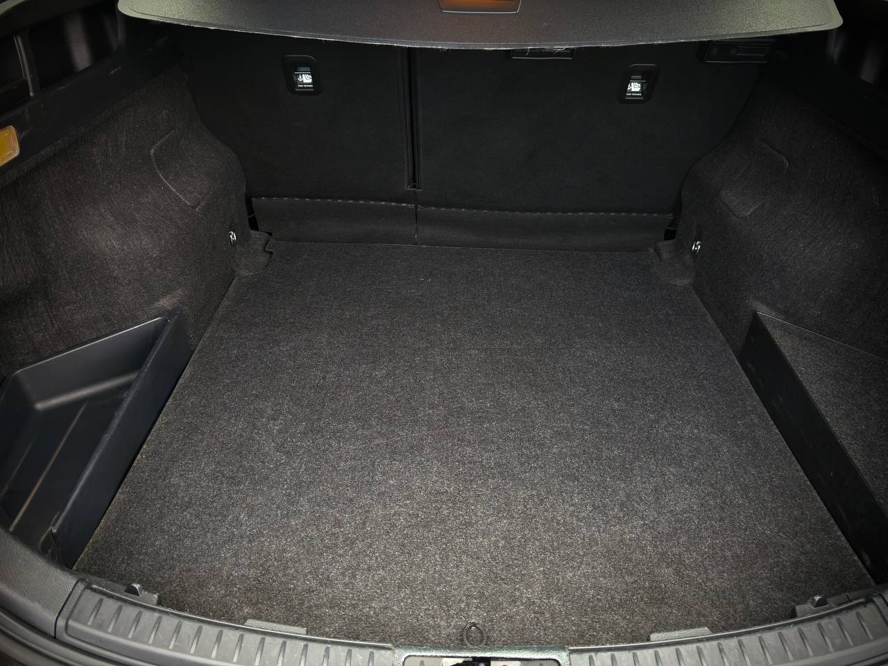 Toyota Auris 1.8 Hybrid