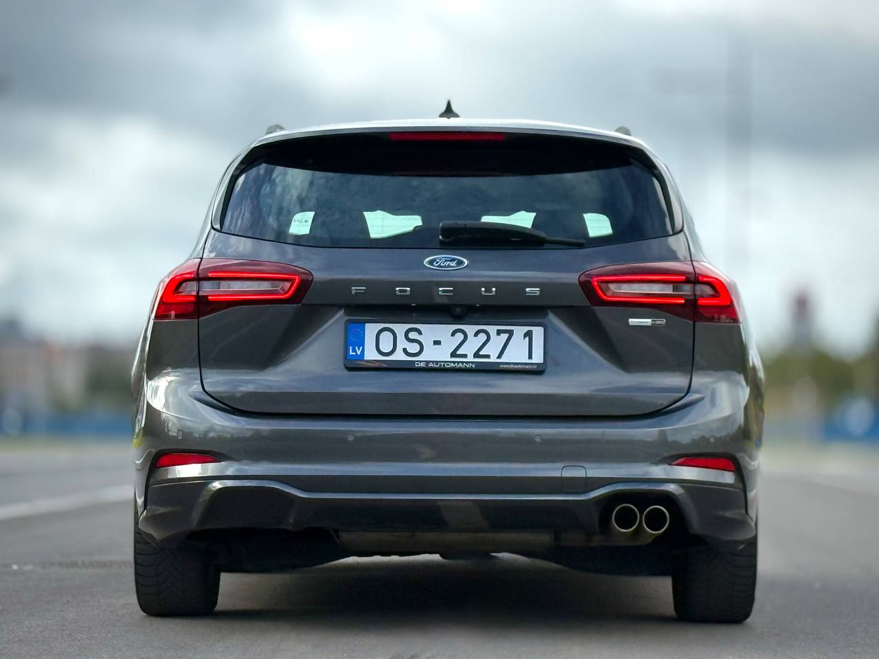 Ford Focus ST line Ecoboost Hybrid