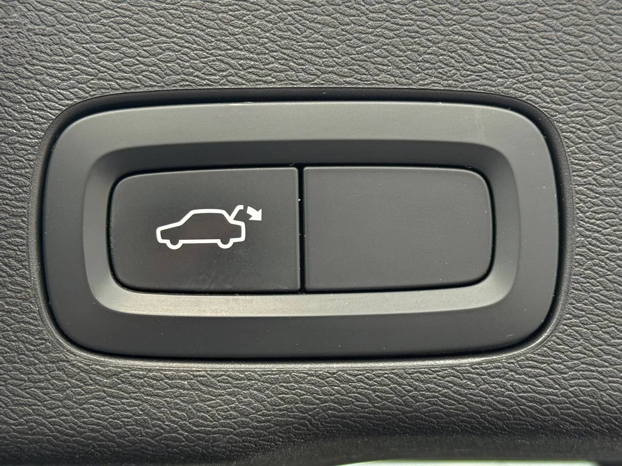 Volvo Xc60 R-design B4 Awd