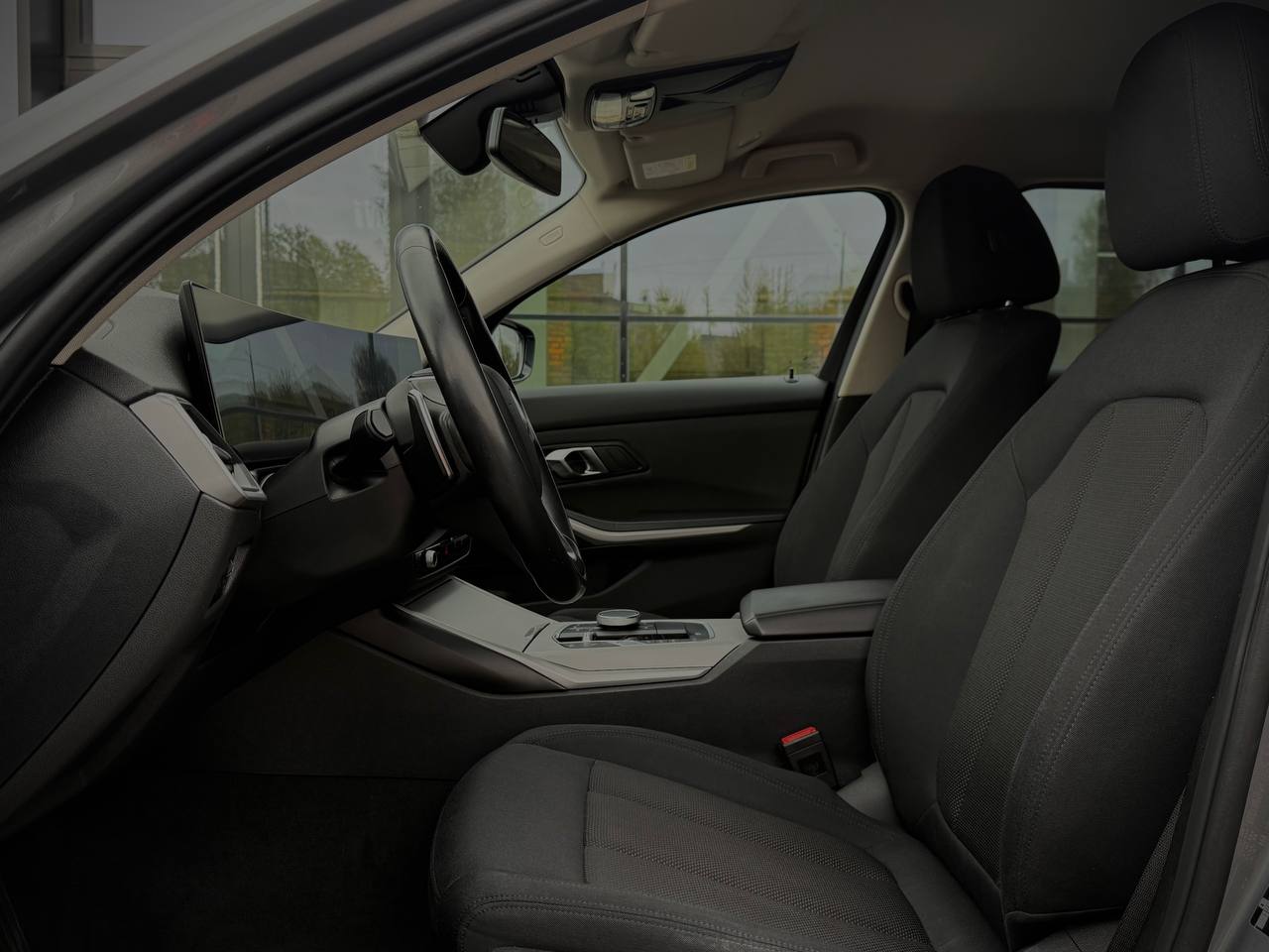 BMW 318d G21