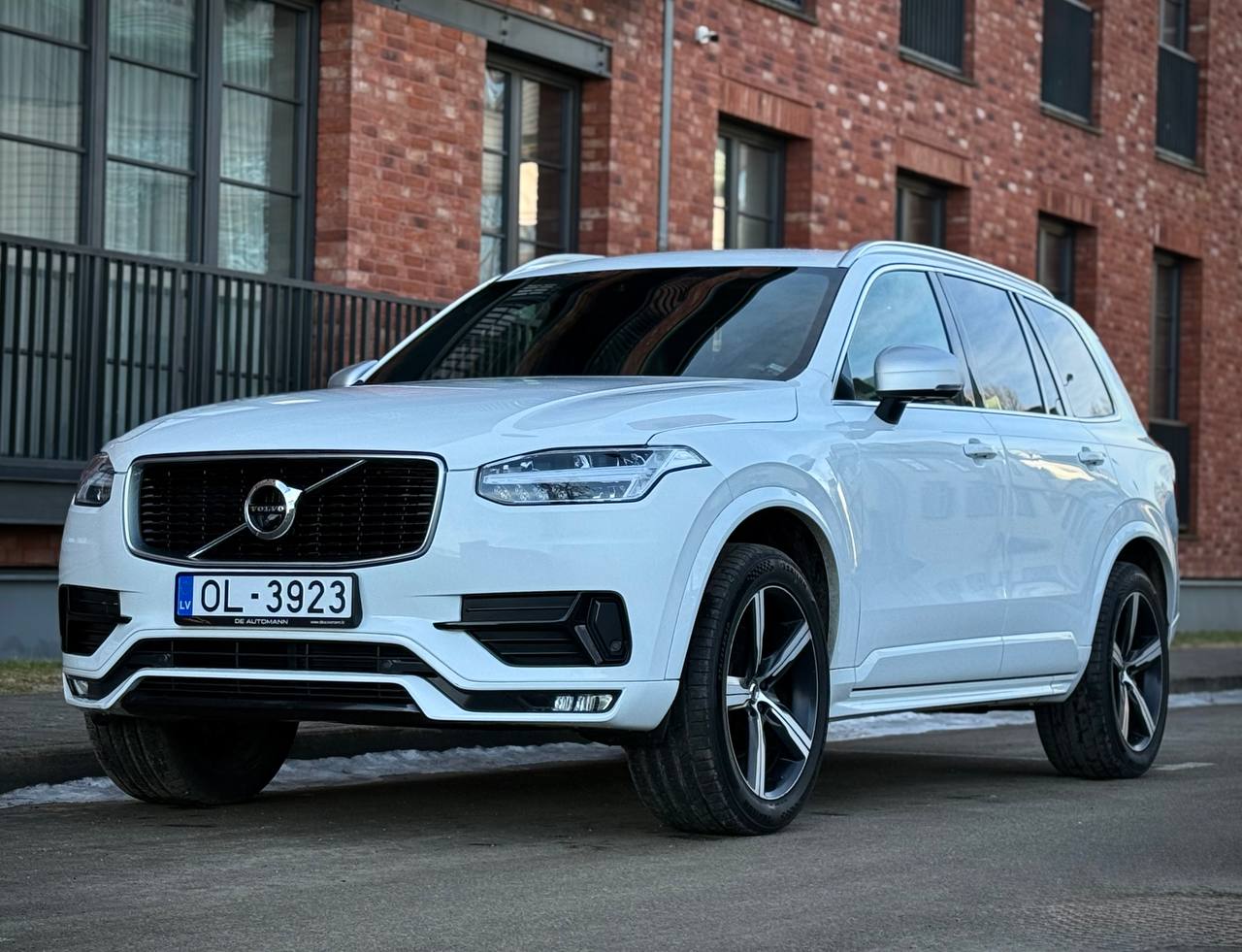 Volvo XC90 D5 AWD R-Design