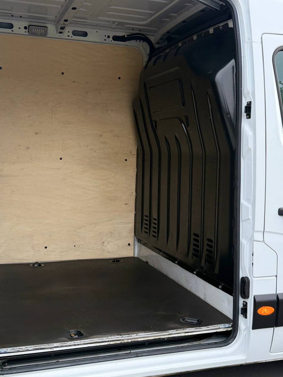 Renault Master 2.3D L3H2 FWD