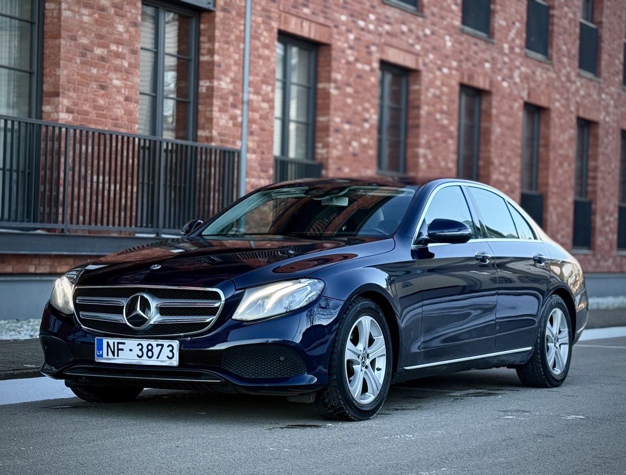 Mercedes E220 2.0D