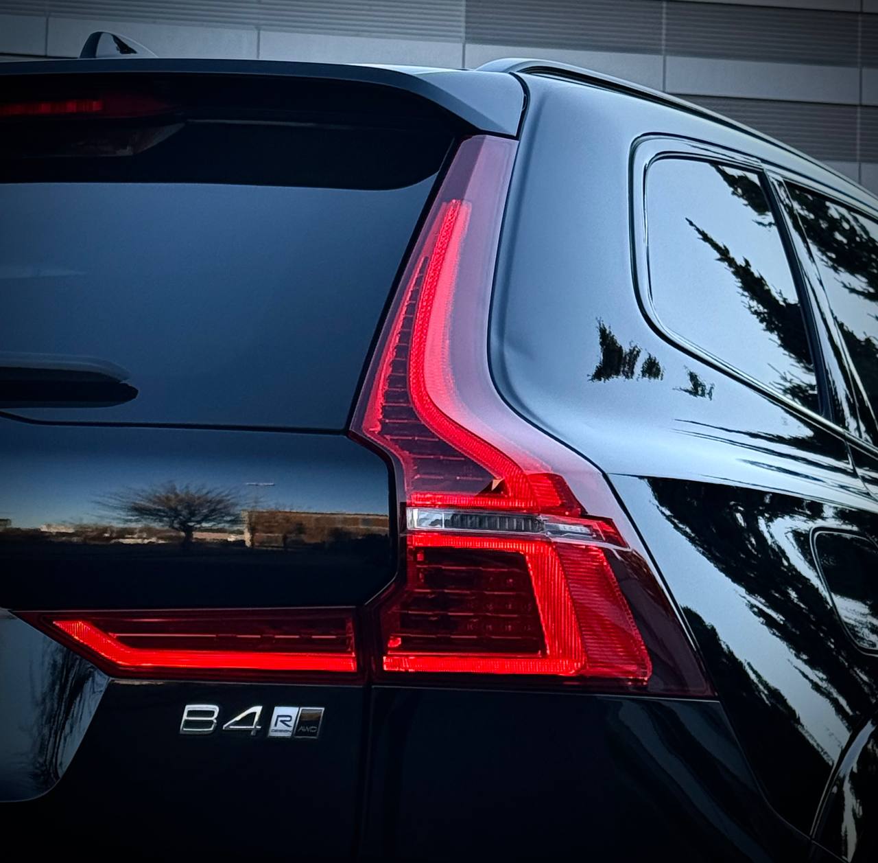 Volvo Xc60 B4 Awd R-design