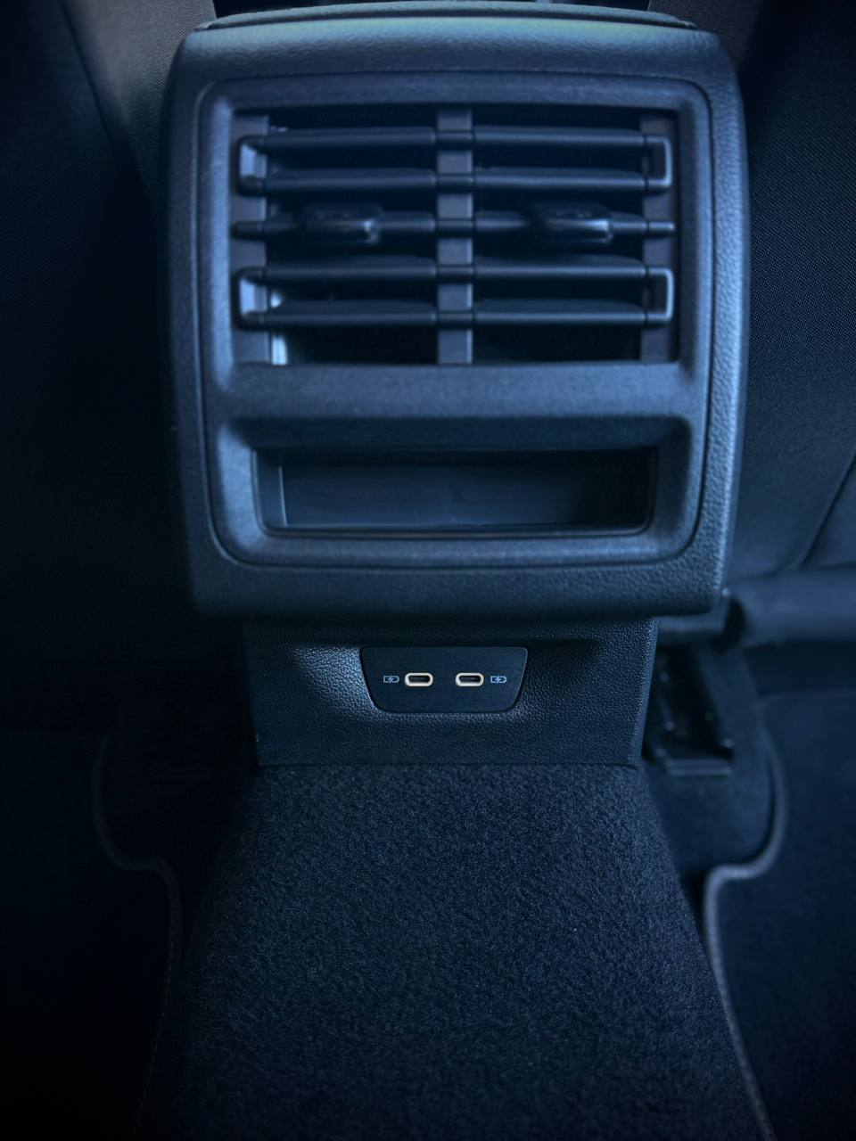 VW Golf 8 2.0tdi