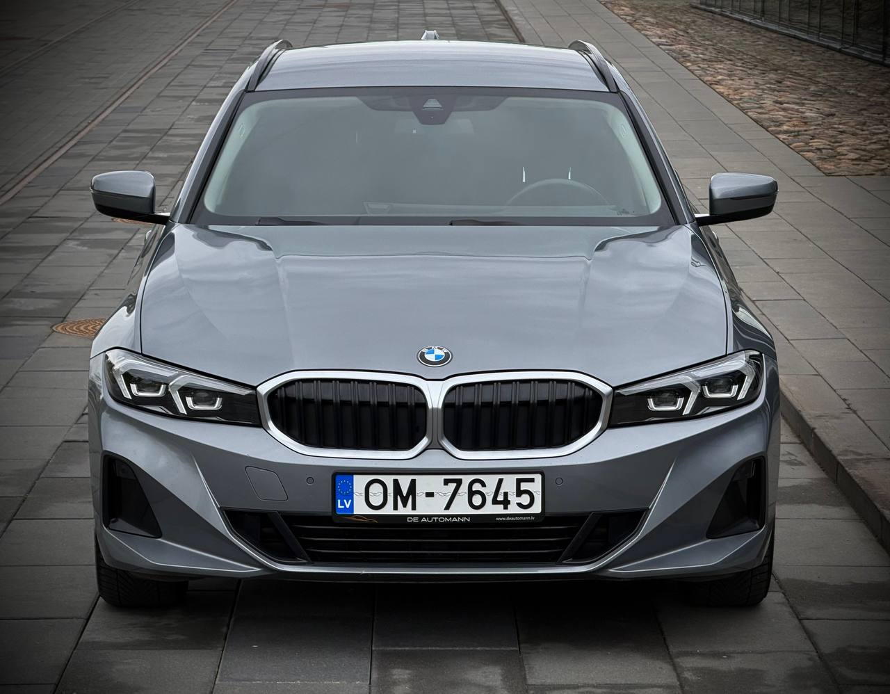 BMW 318d G21