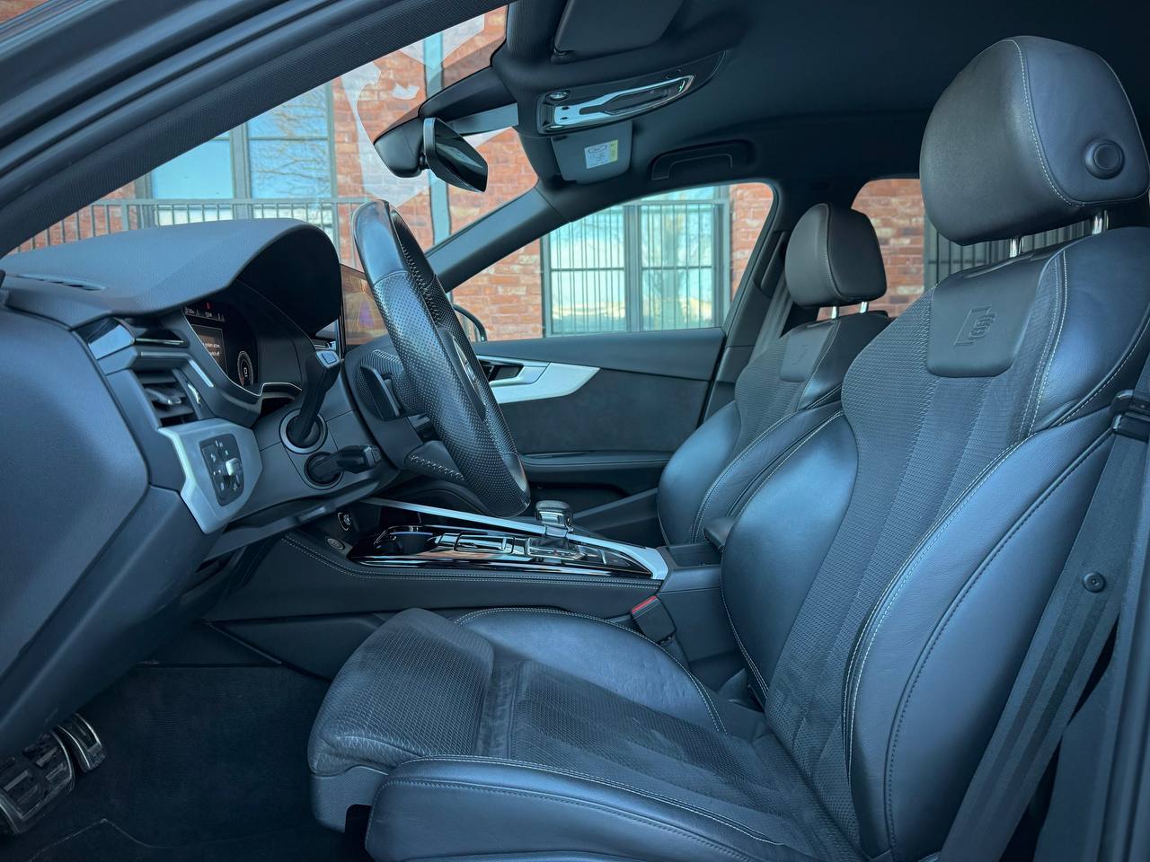 Audi A4 B9 2.0 TDI Quattro S-line