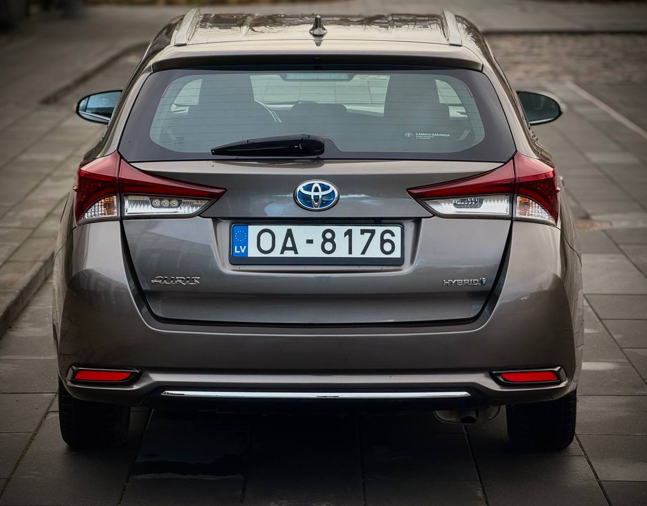 Toyota Auris 1.8 Hybrid
